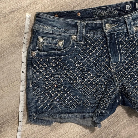 NEW MISS ME - Studded Bling Full Rhinestone Stretch Shorts Size 28 - NWOT - Picture 11 of 11